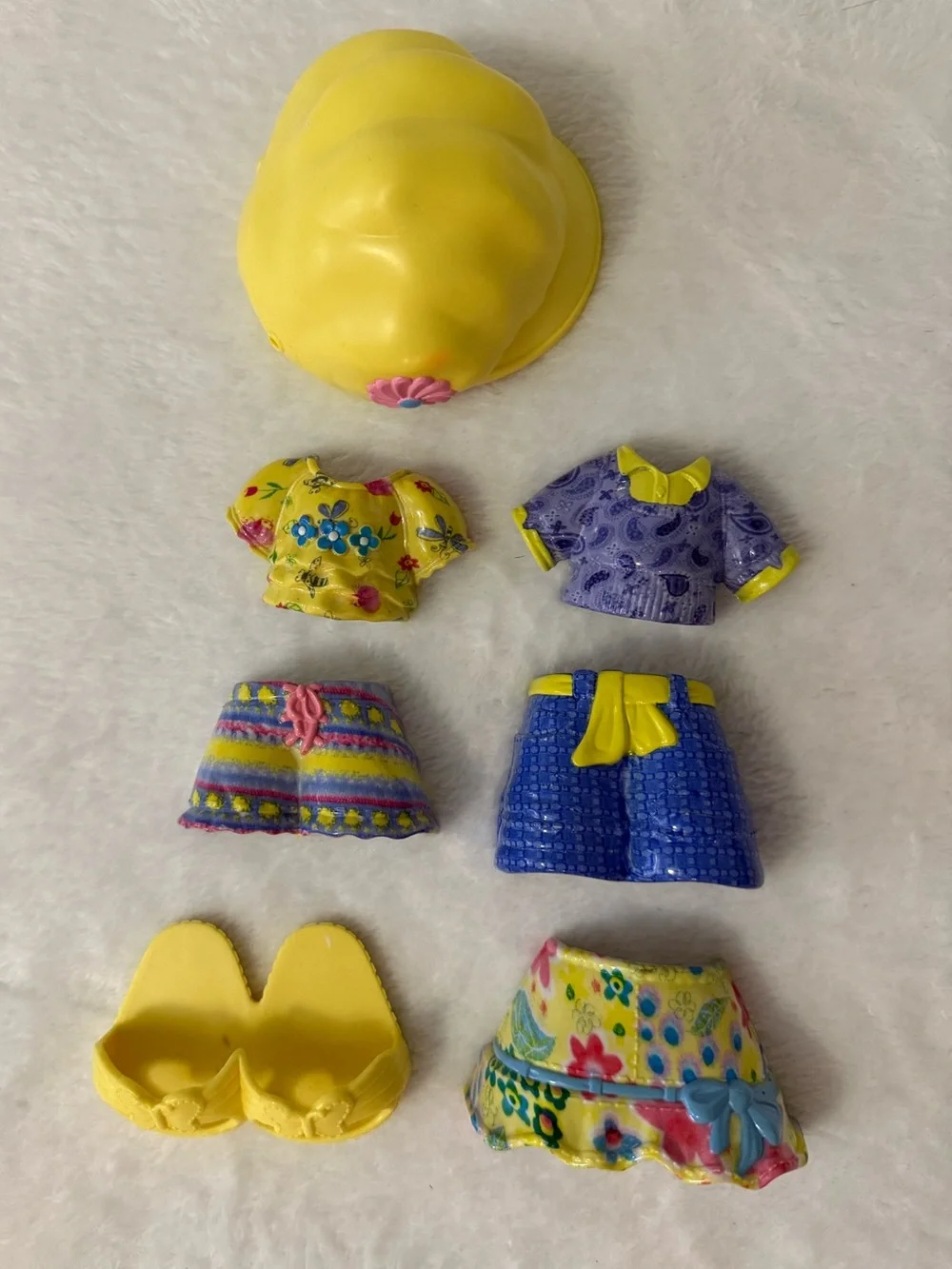 Fisher Price Snap N Style Erika Brown Hair Doll With Outfits and Accessories